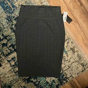 🖤✨NWT GRAY PENCIL SKIRT ✨🖤